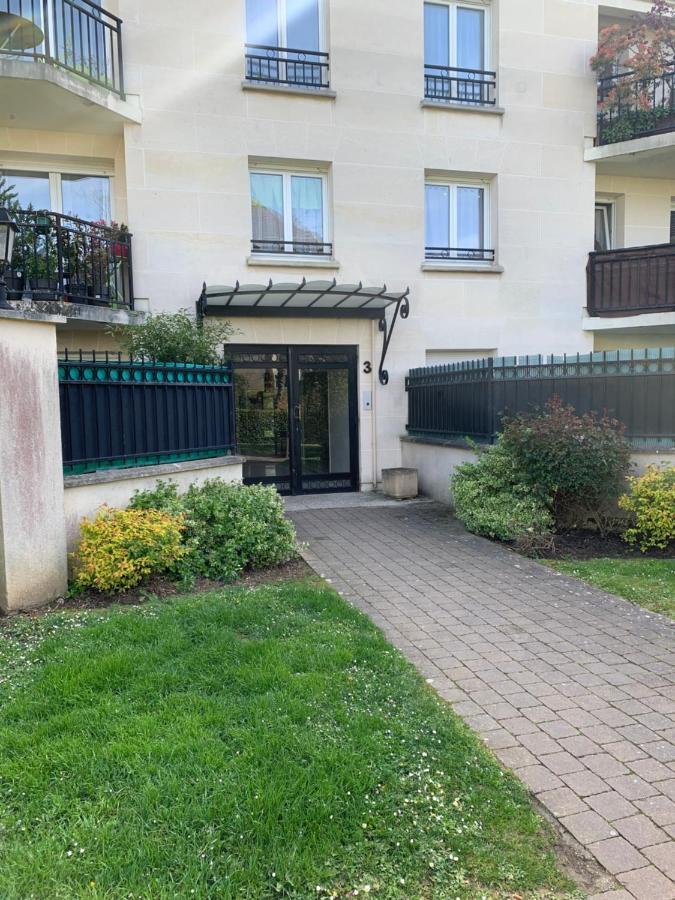 Luxury Appartement Disneyland Маньї-ле-Онгр Екстер'єр фото